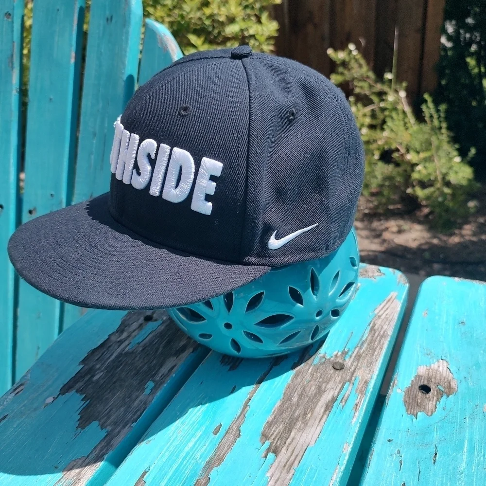 Nike southside black